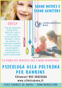 Psicologa alla poltrona per bambini